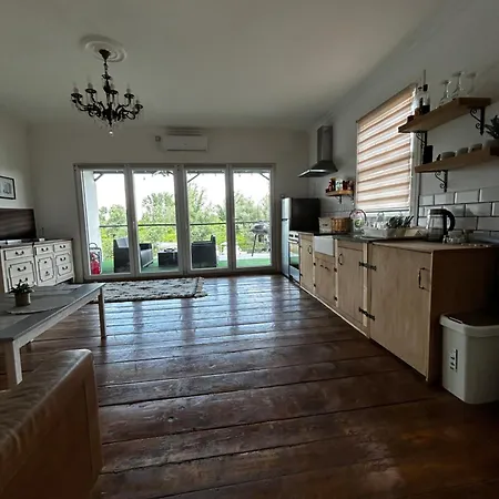 House On The River Apartament