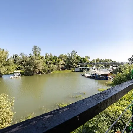 Apartamento House On The River Petrovaradin