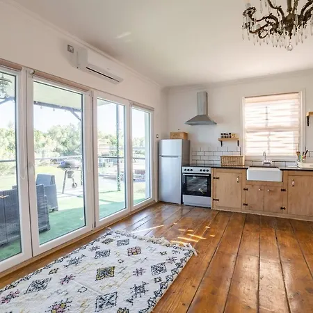 House On The River Apartamento